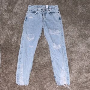 H&M boyfriend light wash distressed jeans